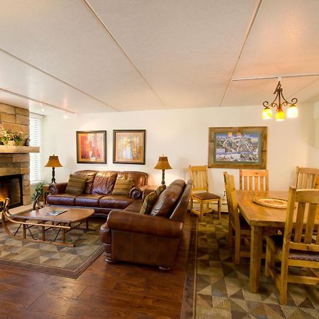 Vail'S Mountain Haus At The Covered Bridge Villa Room photo